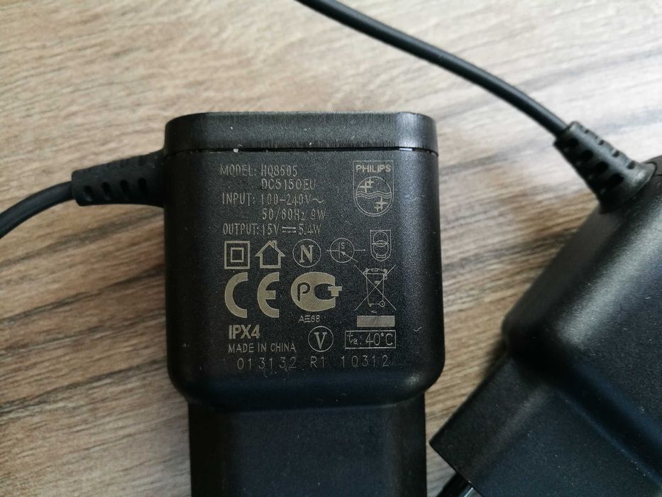PHILIPS HQ8505 Incarcator 15V-5.4W    Adaptor Perfect fuctional