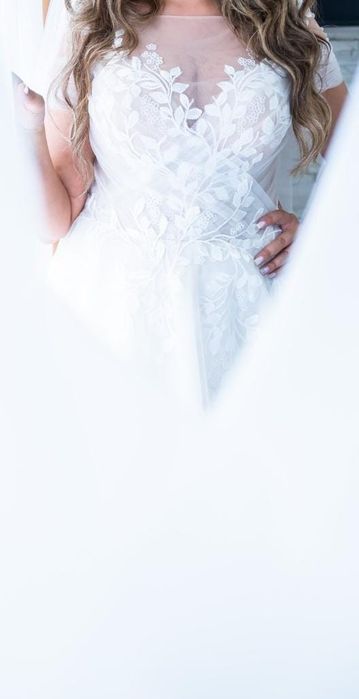 Vând Rochie de mireasa Elegance-Ama  pe corset marimea M
