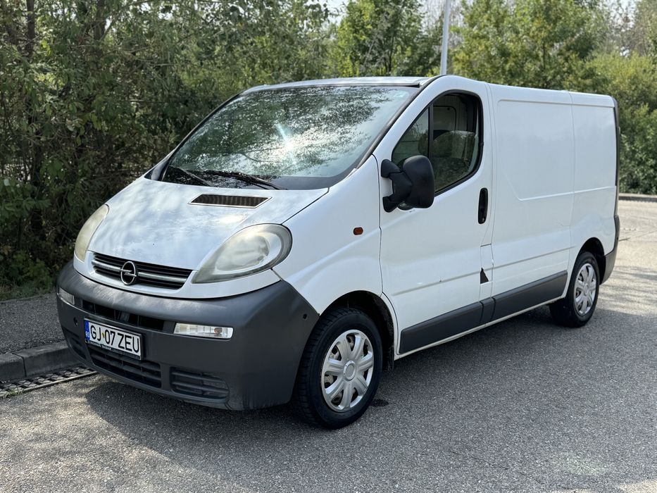 Opel Vivaro 1.9 CDTi 2006 un singur proprietar de noua.