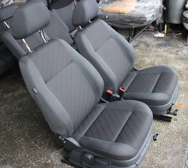 Салон за Фолксваген Кади  2012 г.  5+1  VW Caddy