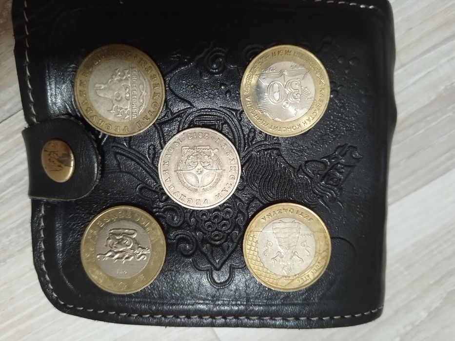 Монетки,колекционные