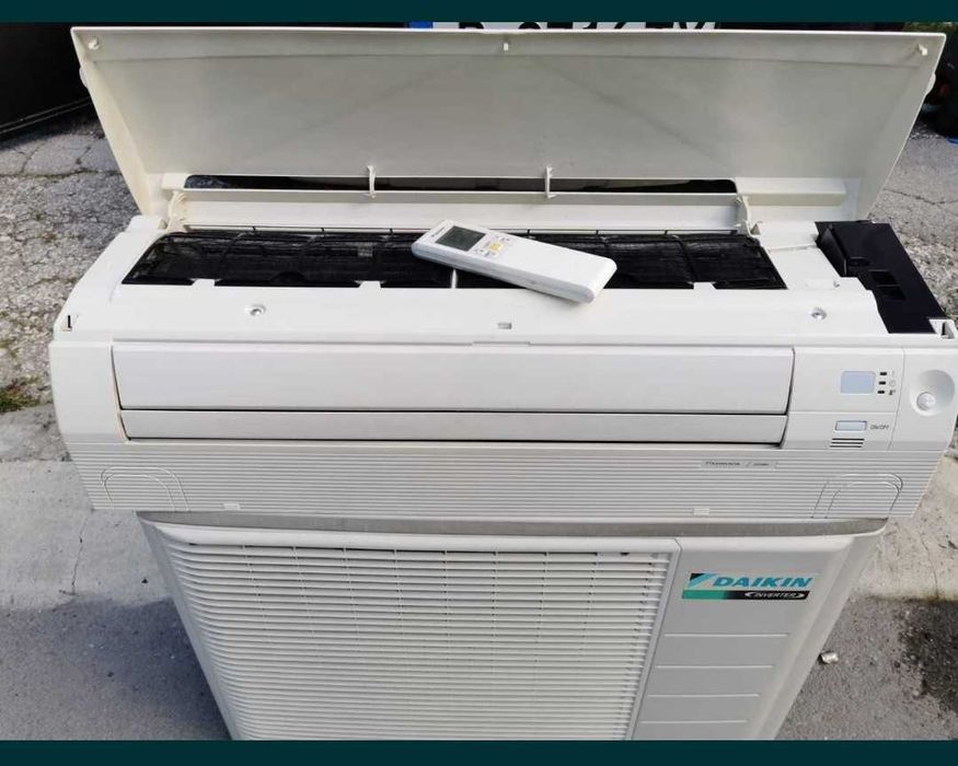 Климатик Daikin FTXS25J2V1B