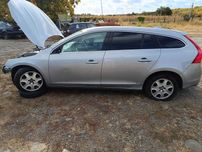 Dezmembrez Volvo   V 60     R Design  An 2015  Motor 2.0 D   188CP