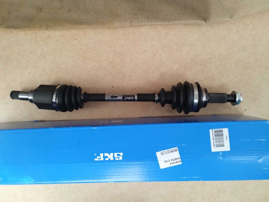 Лява полуоска за Форд