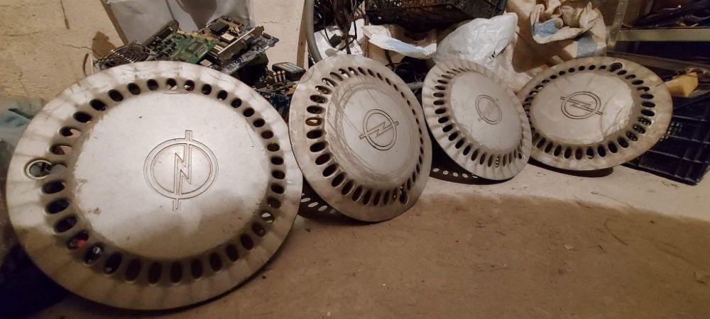 Опел Кадет 1,3 газ-бензин на части