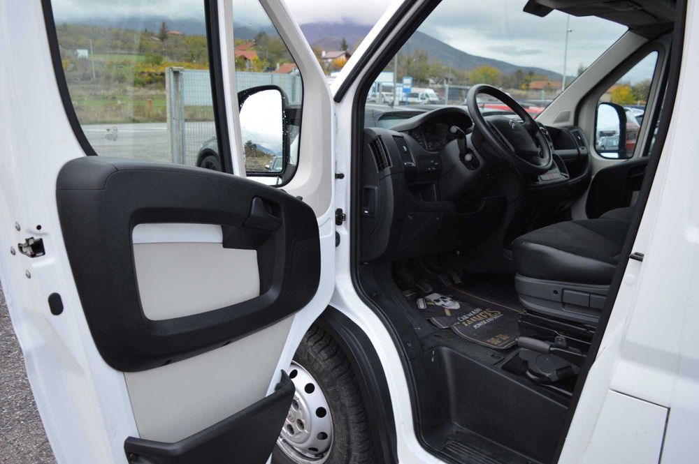 Товарен бус Citroen Jumper 2.0HDI МАКСИБАЗА