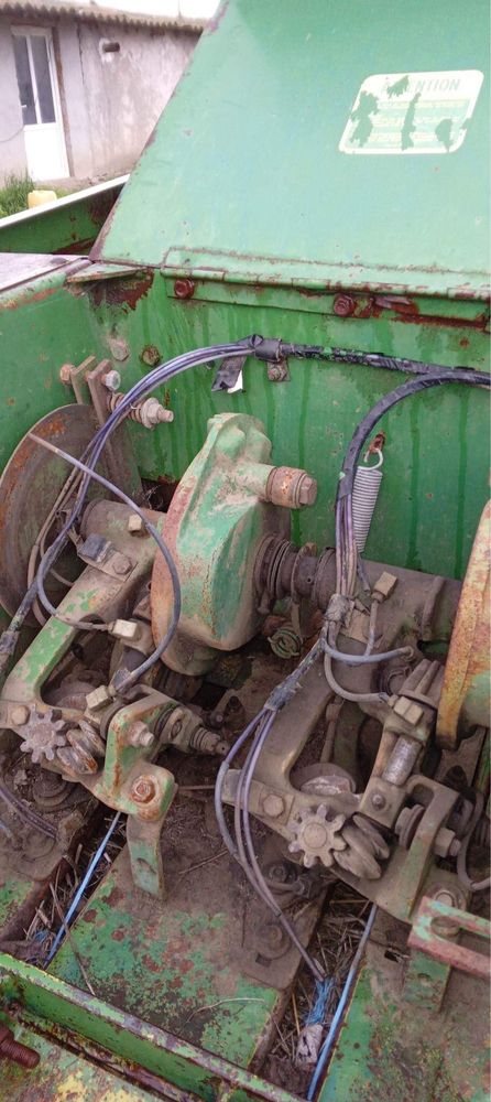 Vand presa john deere 342 urgent