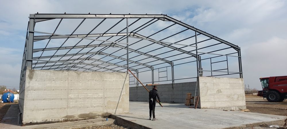 Vand structuri metalice tip hala 12*20