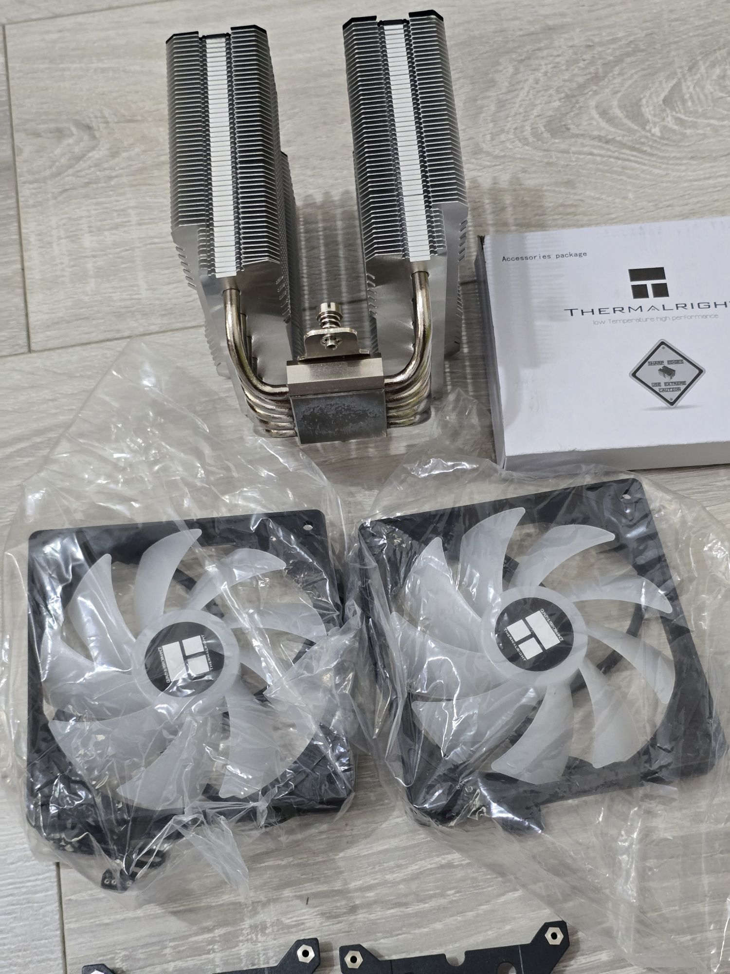 Cooler procesor Thermalright Peerless Assassin 120 SE ARGB – Nou