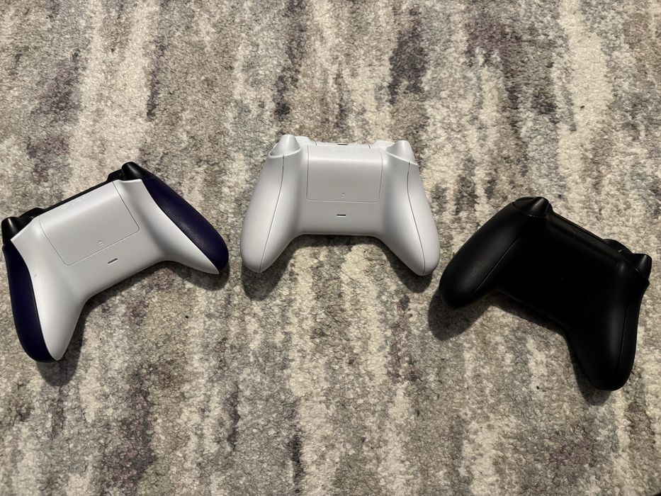 Controller Xbox One sau Xbox Series S/X – Pret in functie de model