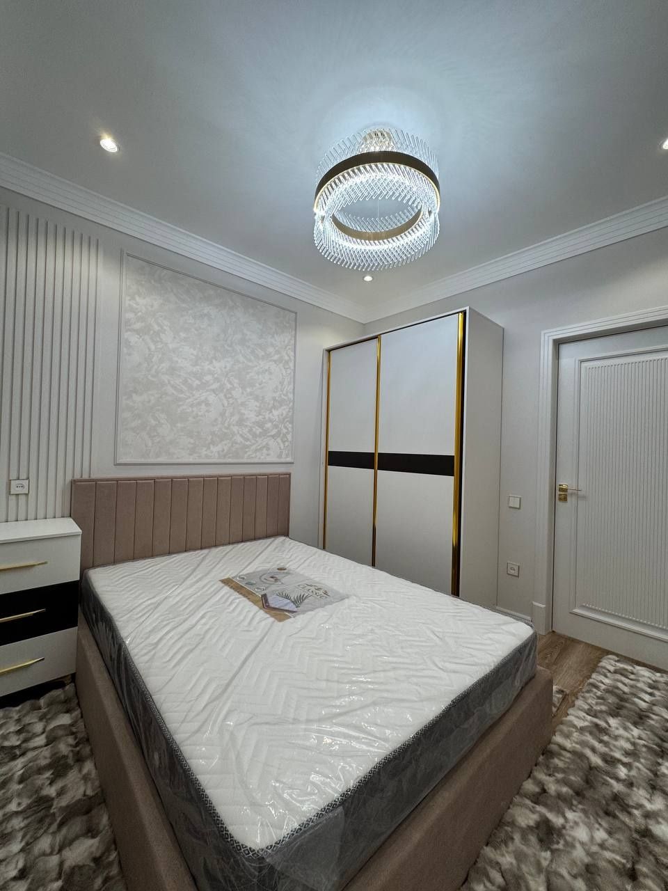 ЖК Дипломат от Хон Сарой 2в3/6/16, 55м²+25м². Ор-р: Посольство США