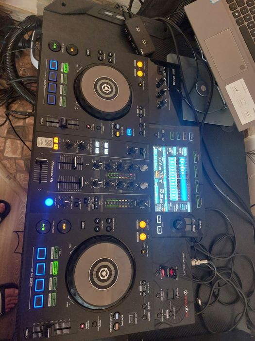 Consola dj XDJ-RR ca Nou