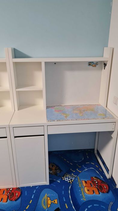 Birou Micke - Ikea - cu tabla magnetica - utilizat