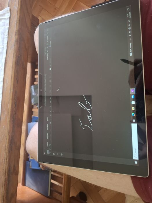 Microsoft surface pro 7 impecabil