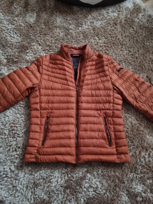 Vând geacă băieți