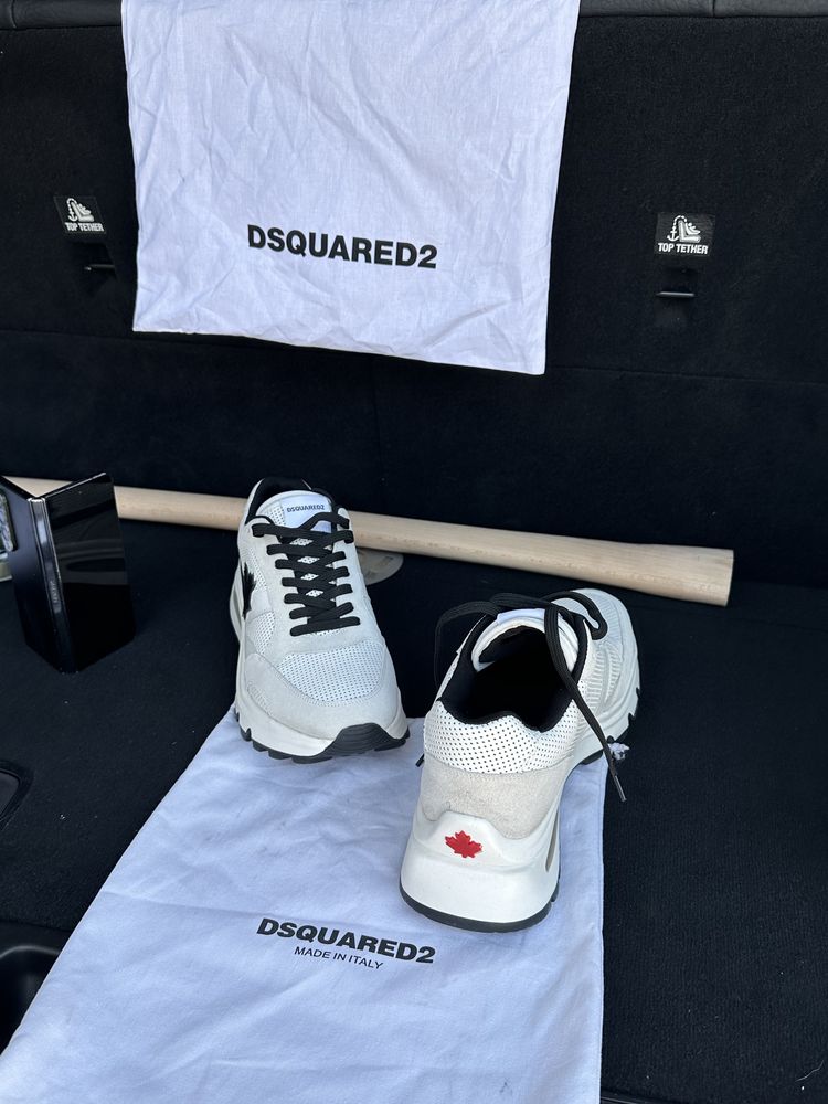 DSQUARED2 обувки