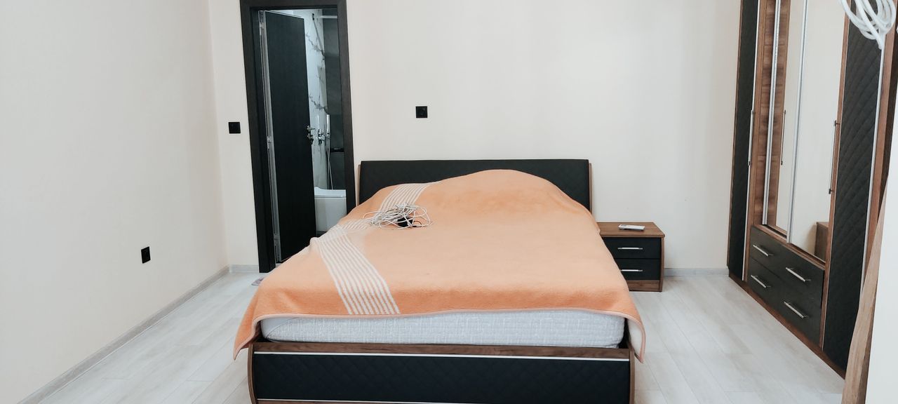 Продава се Многостаен апартамент в Благоевград, Идеален център - 162 кв.м за 1605 €/кв.м - Снимка #7