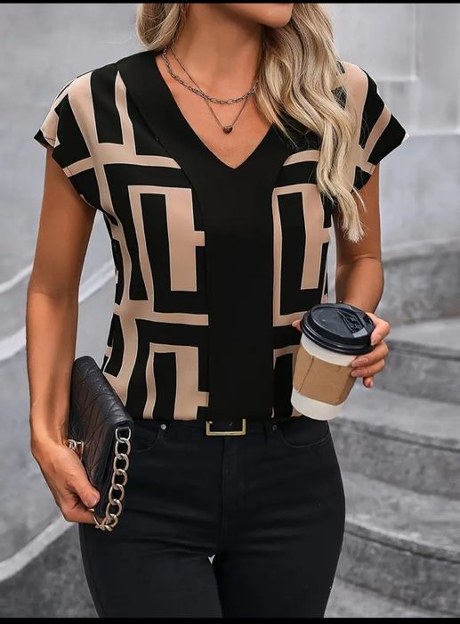 Продам новую блузку