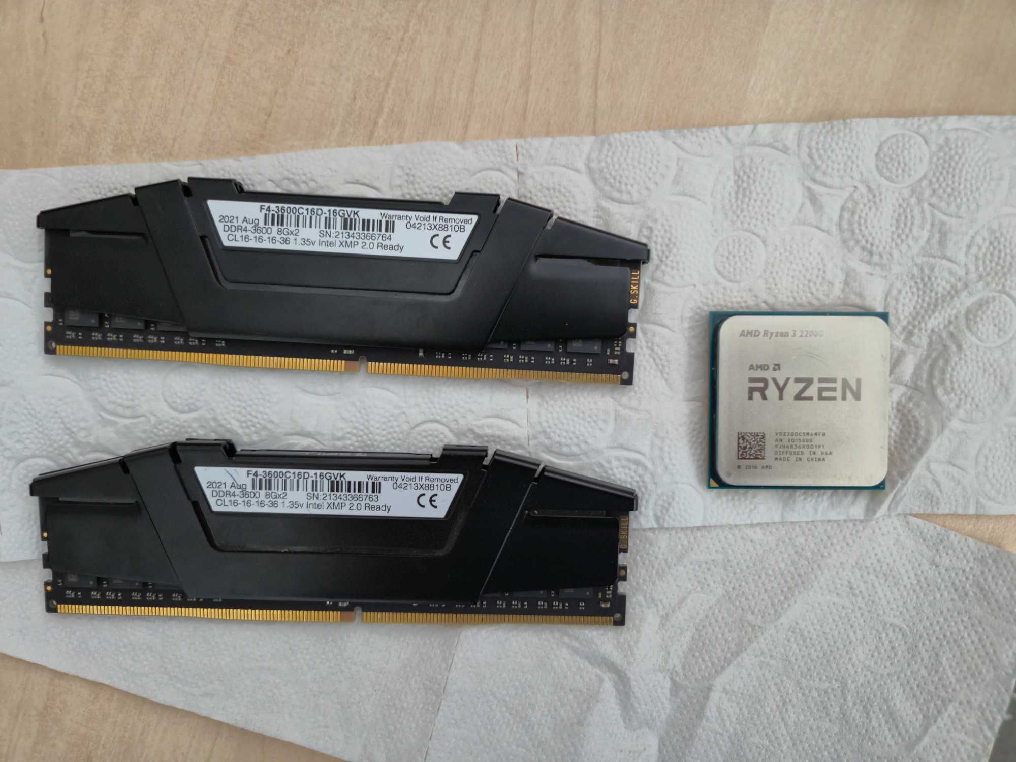 Процесор Ryzen G2200 и Рам памет 2x8GB DDR4 Gskill 3600mhz