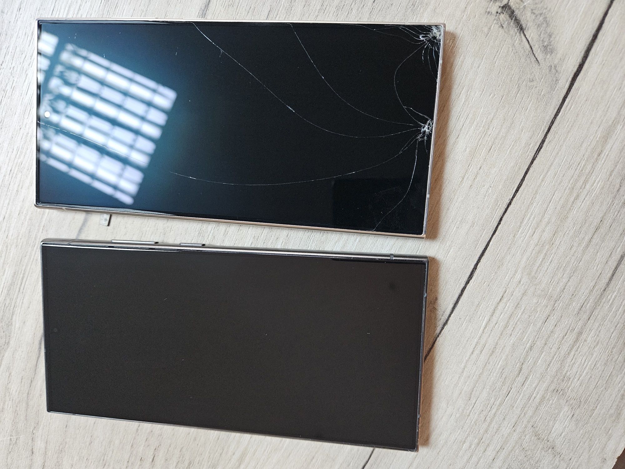 Schimbare sticla inlocuire geam display Samsung S23 ultra 300 Ron