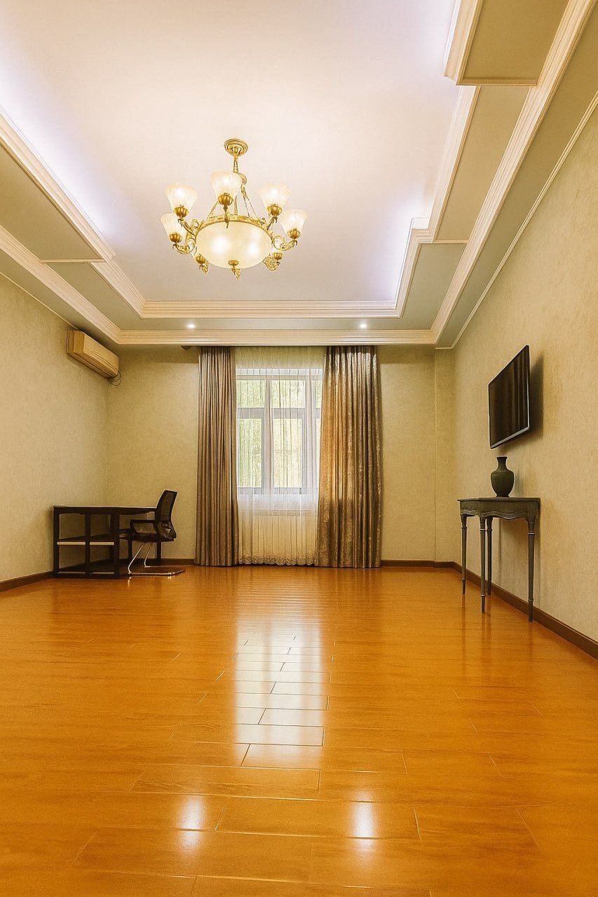 Sotiladi квартира Центр Садыка Азимова  4//4//7 184м4  фото оригинал