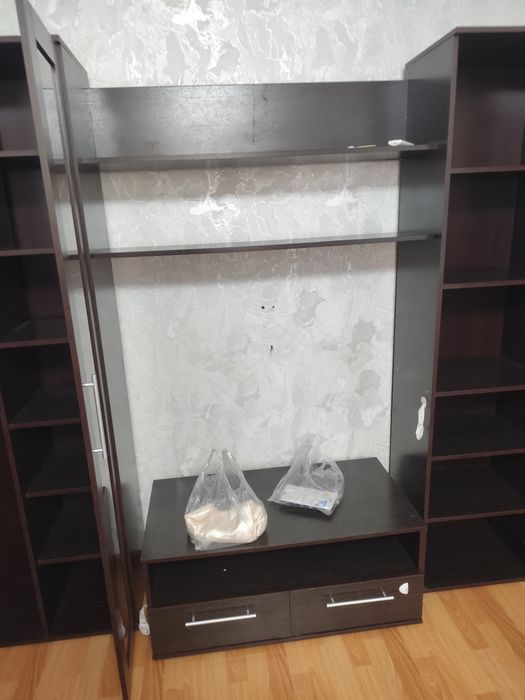 стенка шкаф в хорошом состояний