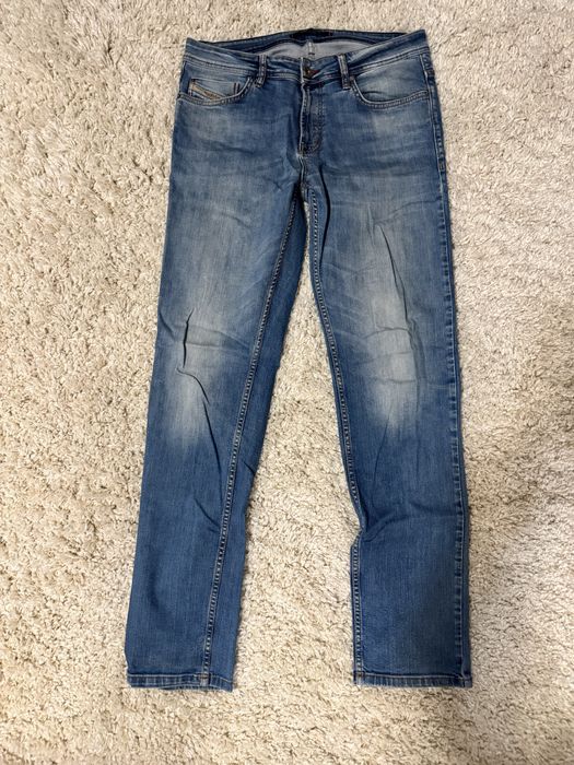 Blugi albaștri Diesel