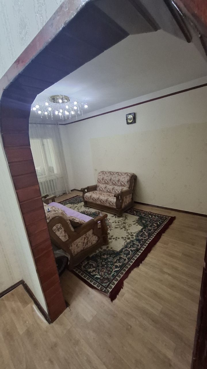 Срочно! 2 комн. (2/3/9) в Сергели 8а! Квартира 71 м² с лифтовой.