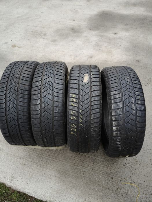 Cauciucuri de iarna Pirelli 225 55 R17, an 2020