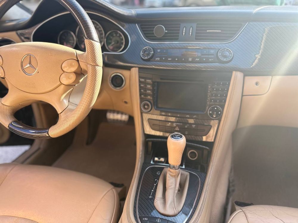 Mercedes Benz CLS500