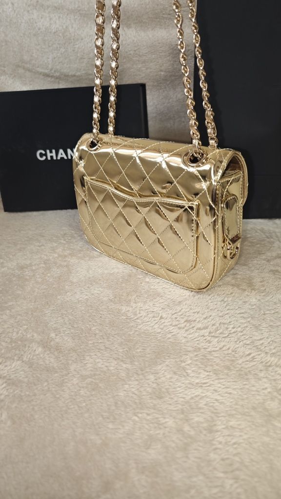 Дамска чанта Chanel Gold