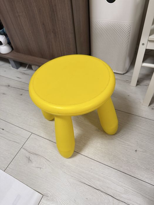 Детска маса и слолчета Икеа