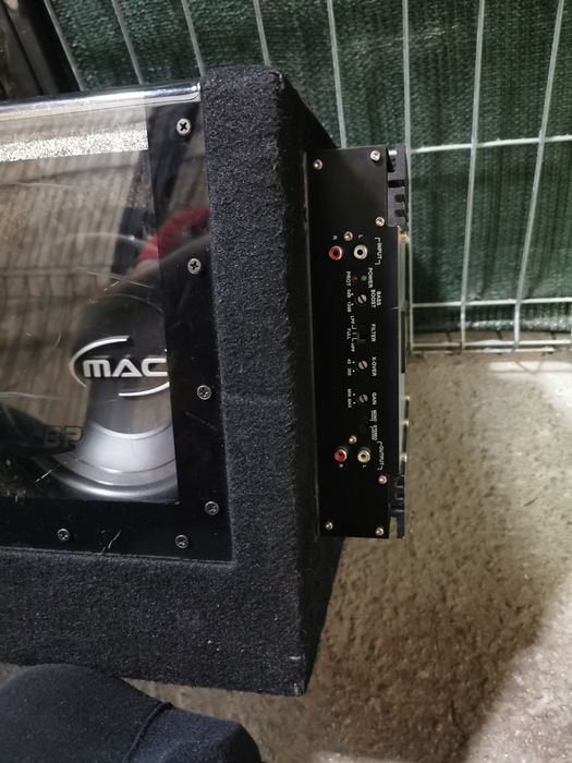Vand subwoofer auto mac si statie magnat