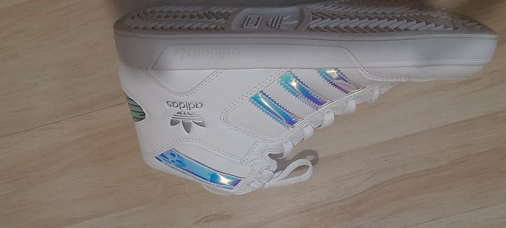 Маратонки Adidas Намаление