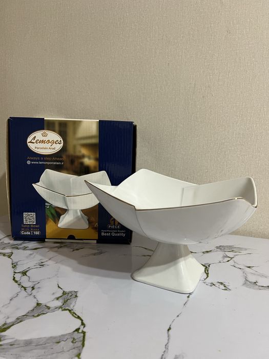 Фруктовница / Ваза на ножке "Tulip Bowl" Lemoges Porcelain Arad, Иран.