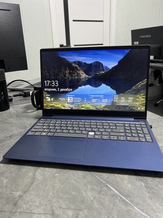 Lenova notebook, core i3