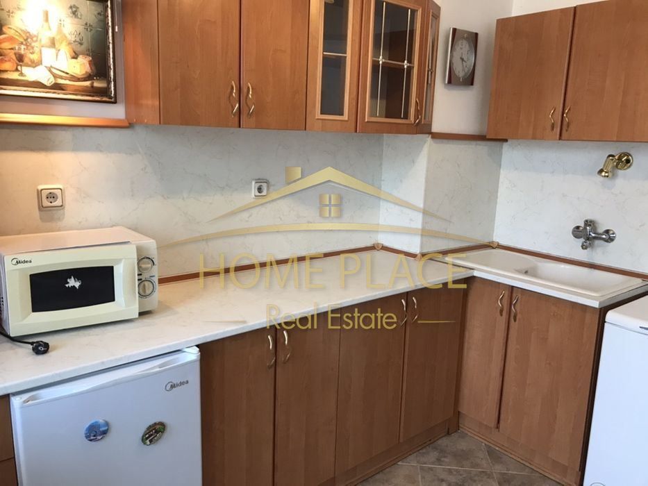 Дава се под наем Тристаен апартамент в Варна, Окръжна болница - 100 кв.м за 612 € - Снимка #2