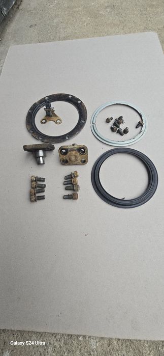 Garnituri homocinetica plus pivoti rulmenti suzuki jimny