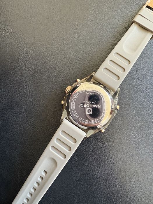 Часовник Naviforce