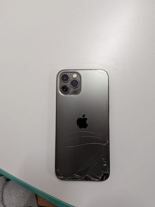 vand iphone 12 pro