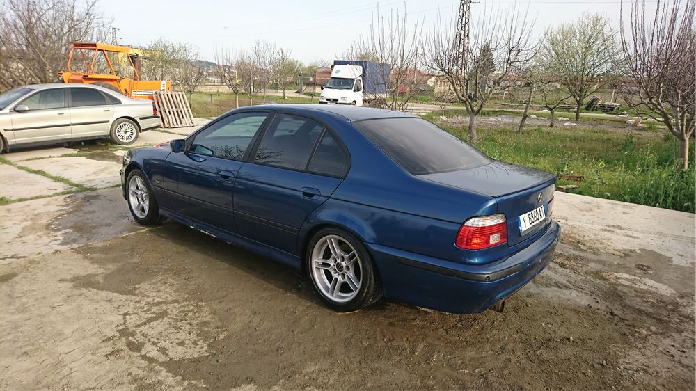 БМВ е39 525и BMW 525i