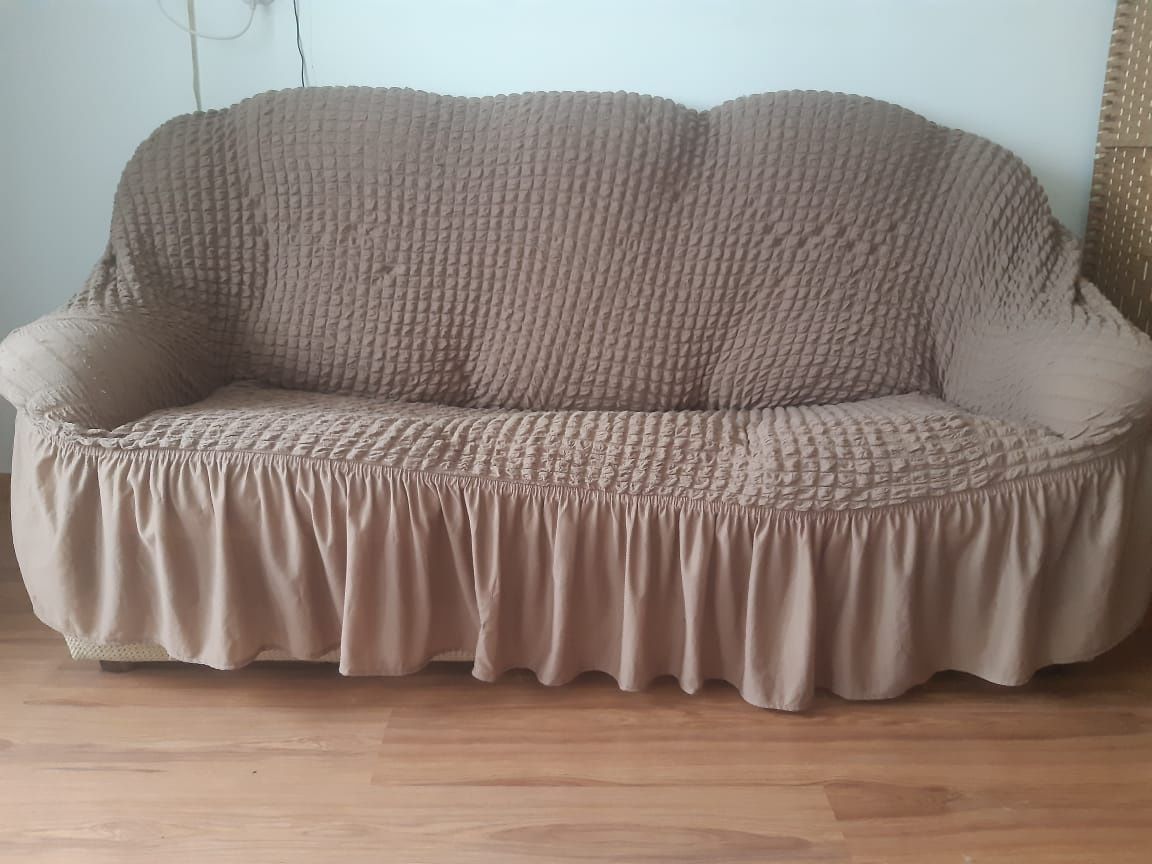Продам диван с креслами в хорошем состоянии
