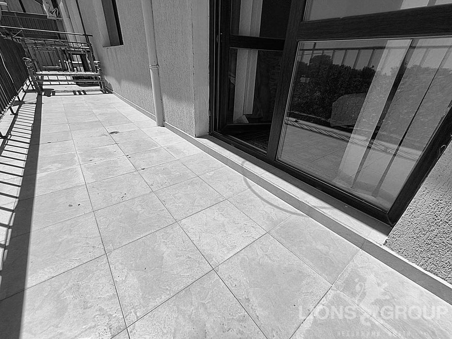 Дава се под наем Тристаен апартамент в Варна, м-т Траката - 98 кв.м за 129990 € - Снимка #11