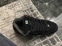 Adidasi sport GLOBE