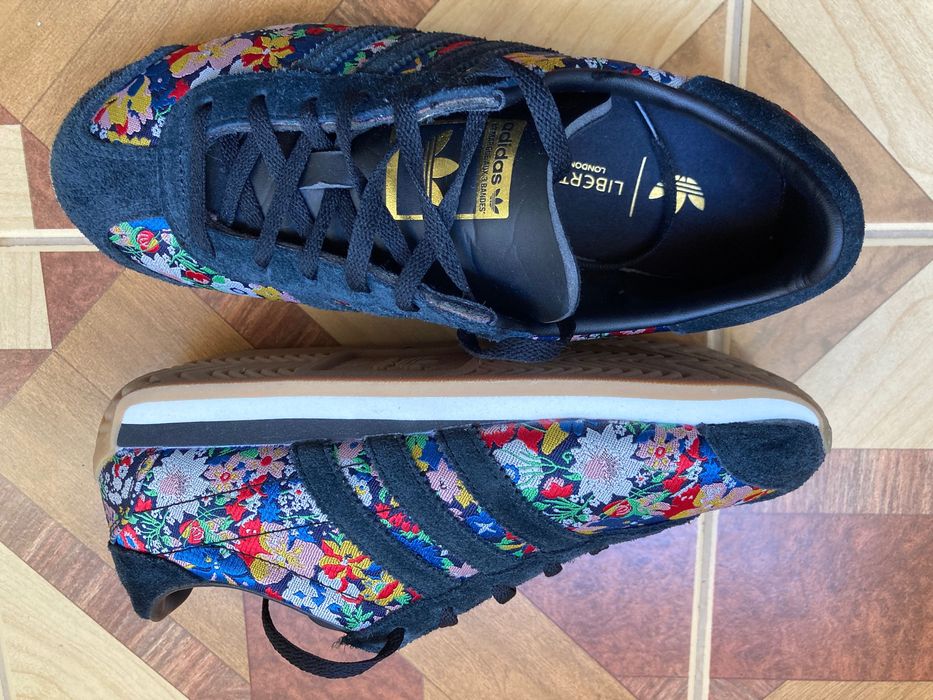 Adidas лимитирана серия 2025 год, оригинални