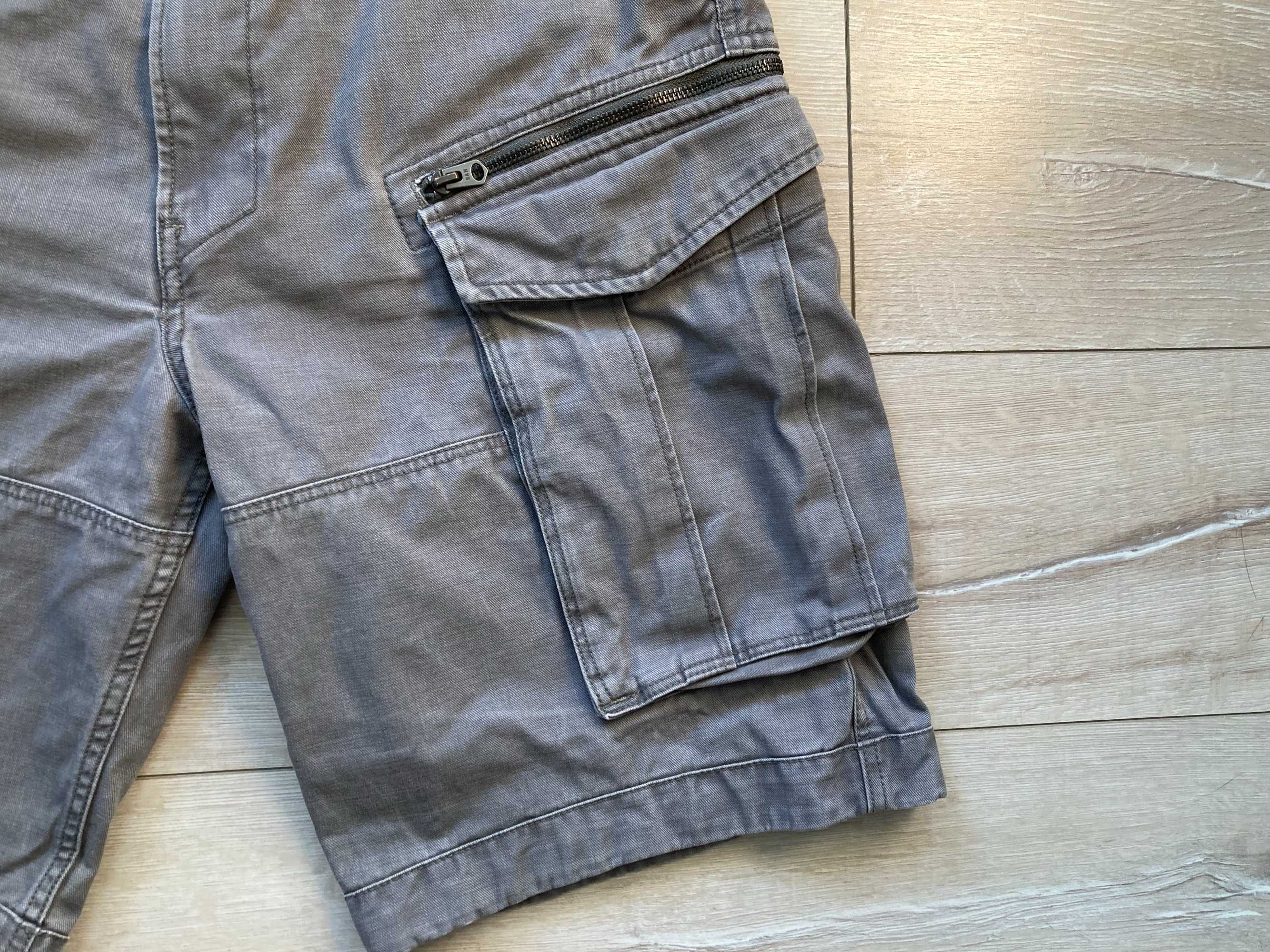 G Star Rovic Zip Relaxed Cargo shorts къси панталони с капаци 33