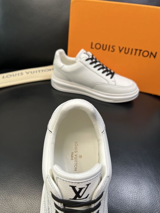 Adidasi Louis Vuitton , pe comanda , calitate premium , noi , 42