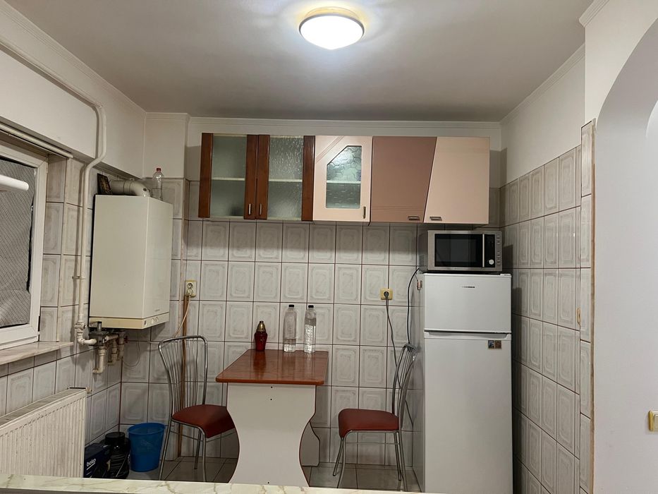 Inchiriez apartament modern zona Tribunal vedere la Fantana