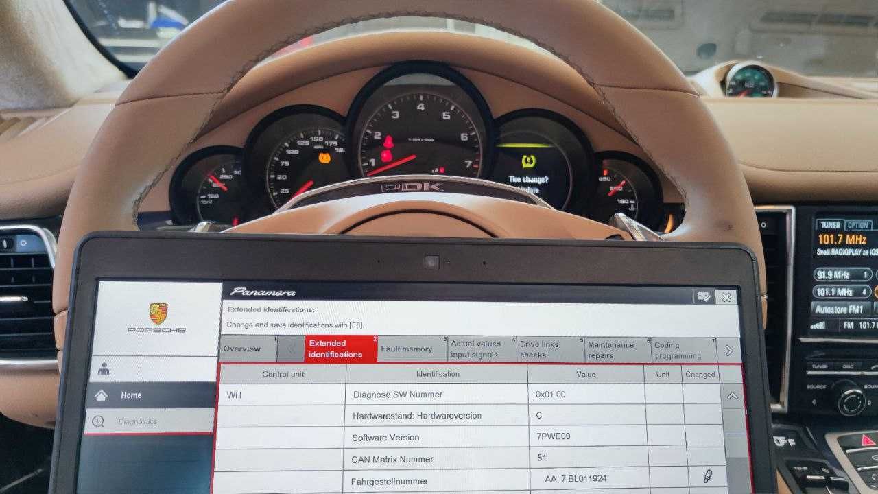 Диагностика, програмиране, кодиране и адаптация с PORSCHE PIWIS 3