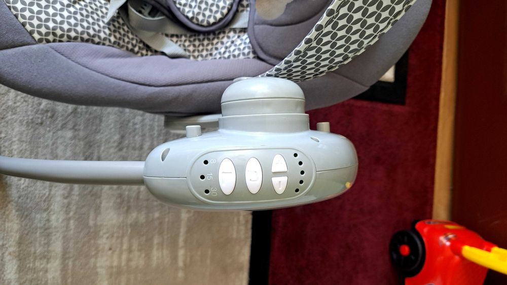 Balansoar bebe muzical Chicco Relax & Play